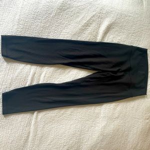 COPY - Lululemon Align legging. Size 6. Black with pattern.